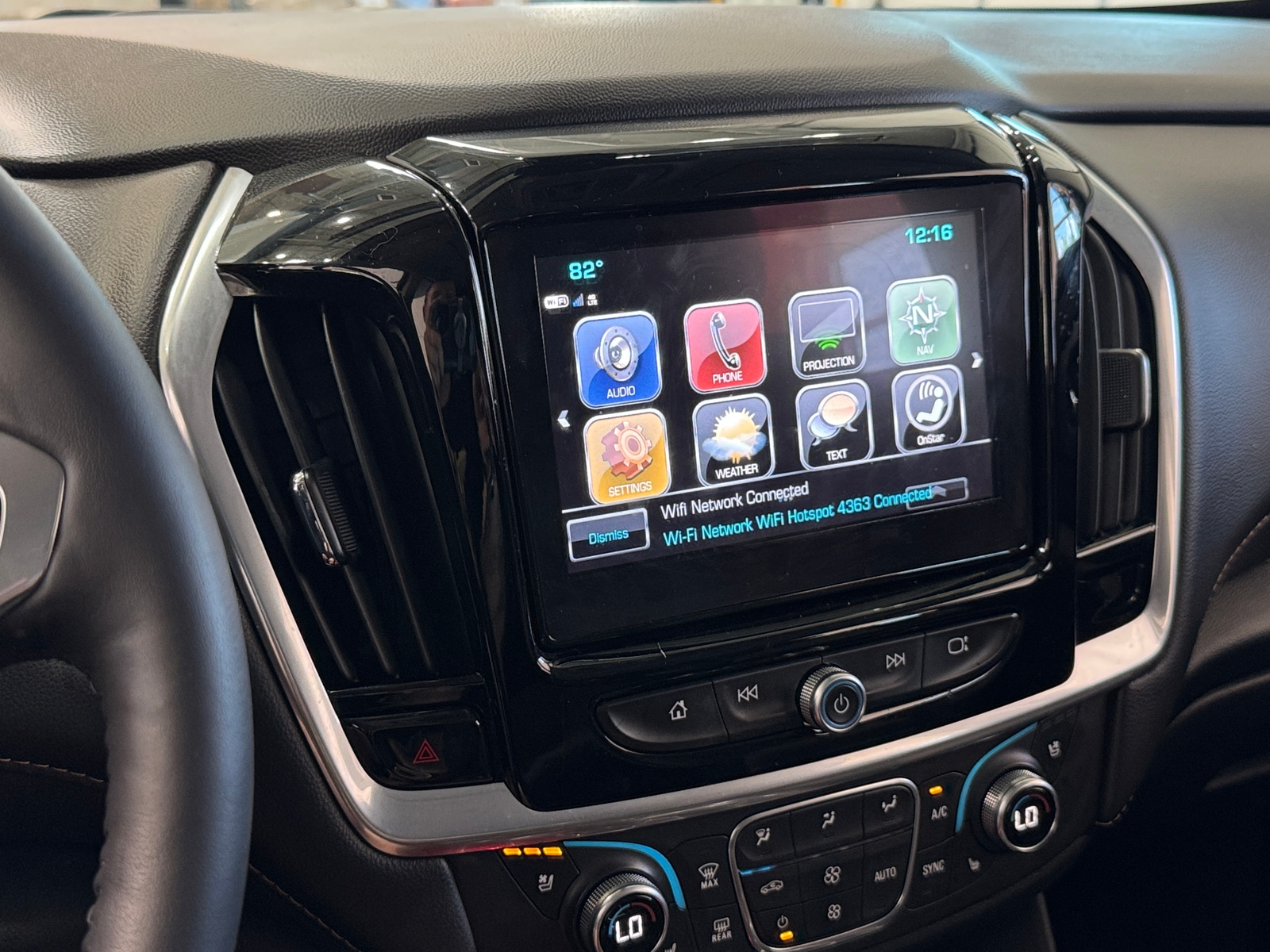 Thumbnail: 2019 Chevrolet Traverse - 3