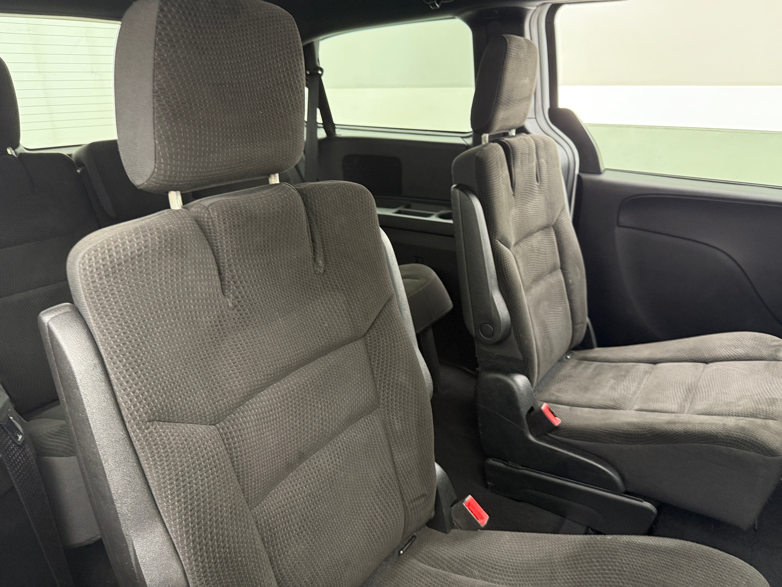 Thumbnail: 2018 Dodge Grand Caravan - 6