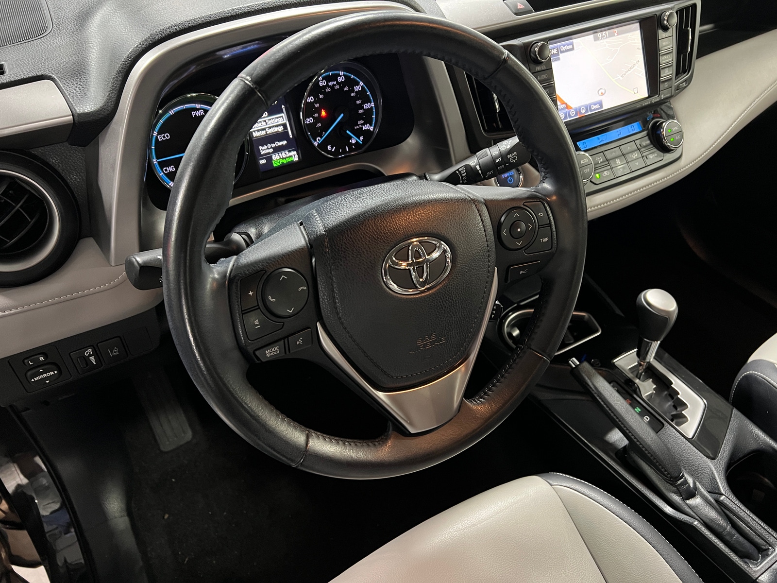 Thumbnail: 2018 Toyota RAV4 - 4