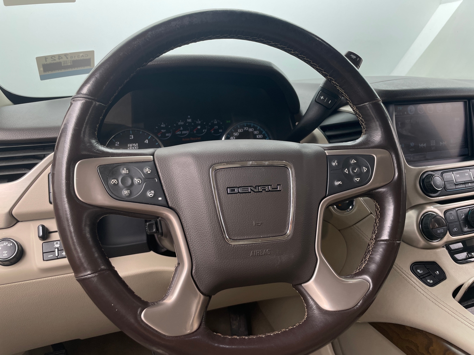 Thumbnail: 2019 GMC Yukon XL - 5