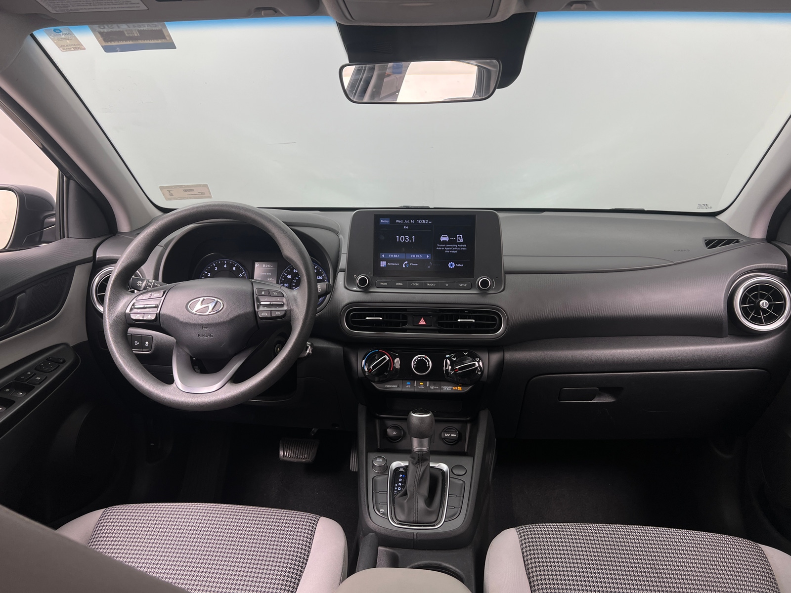 Thumbnail: 2022 Hyundai Kona - 3