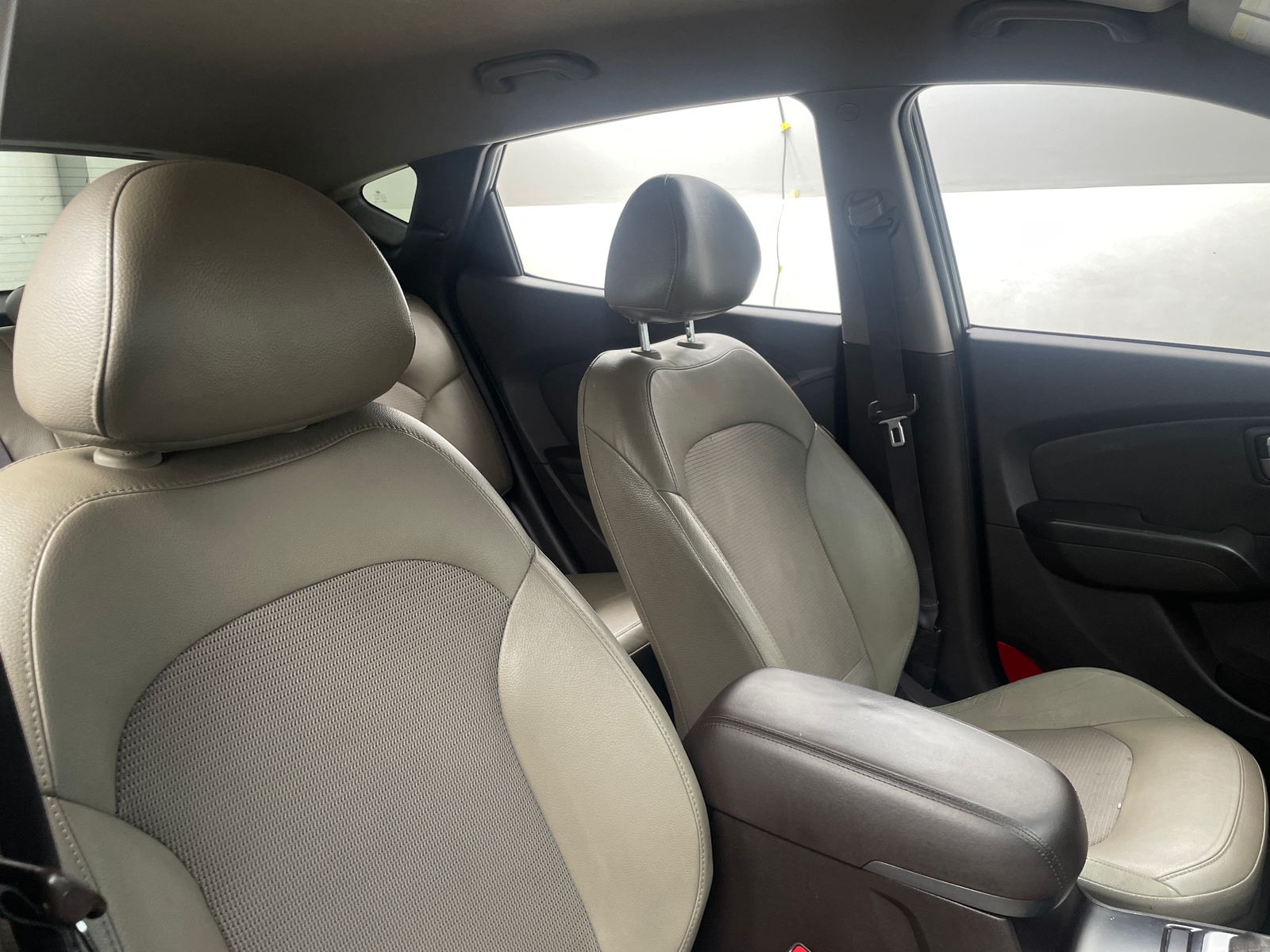 Thumbnail: 2015 Hyundai Tucson - 2