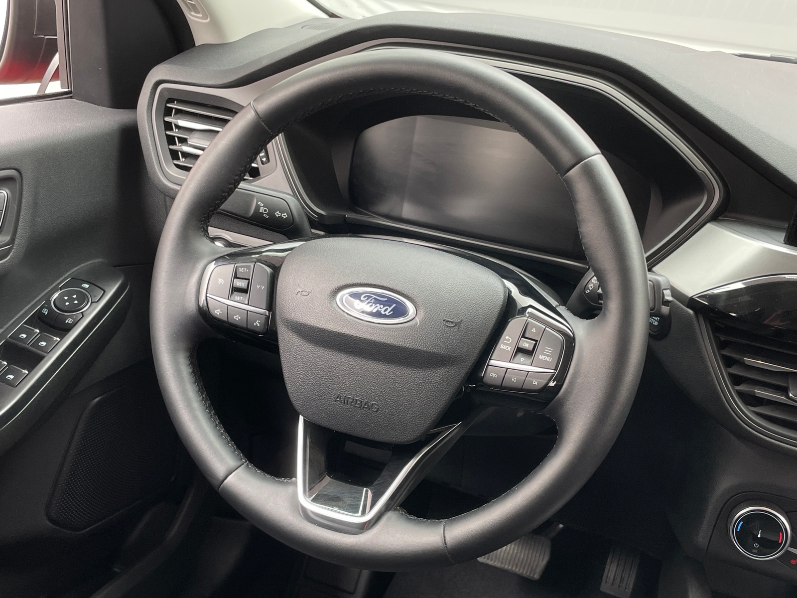 Thumbnail: 2024 Ford Escape - 5
