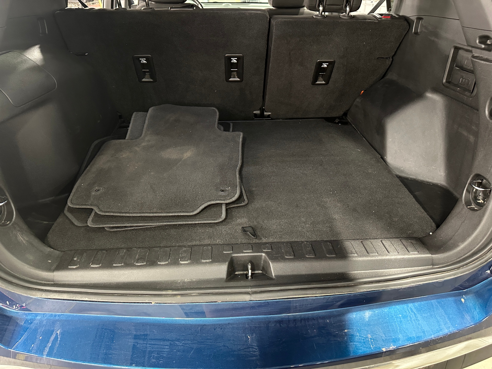 Thumbnail: 2019 Chevrolet Equinox - 7