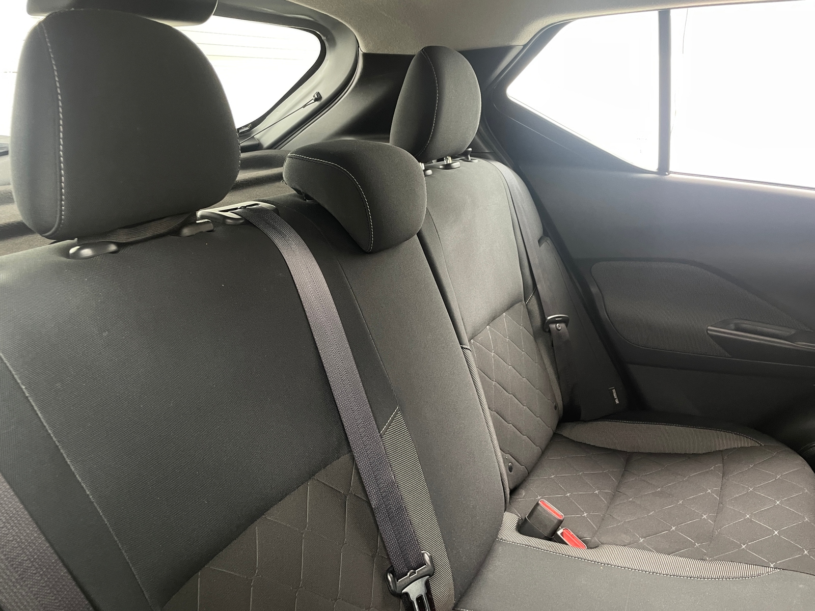 Thumbnail: 2020 Nissan Kicks - 6