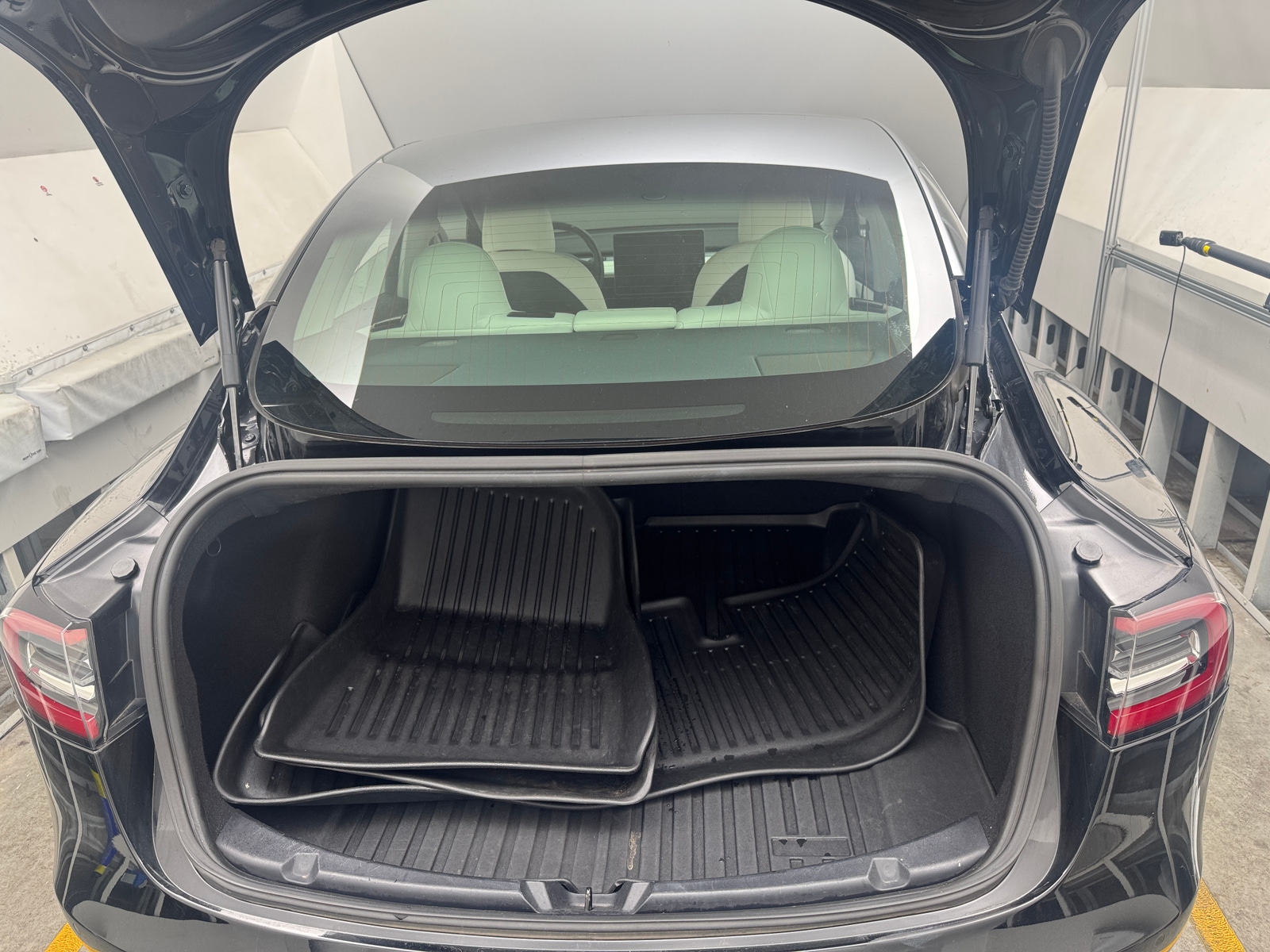 Thumbnail: 2020 Tesla Model 3 - 6