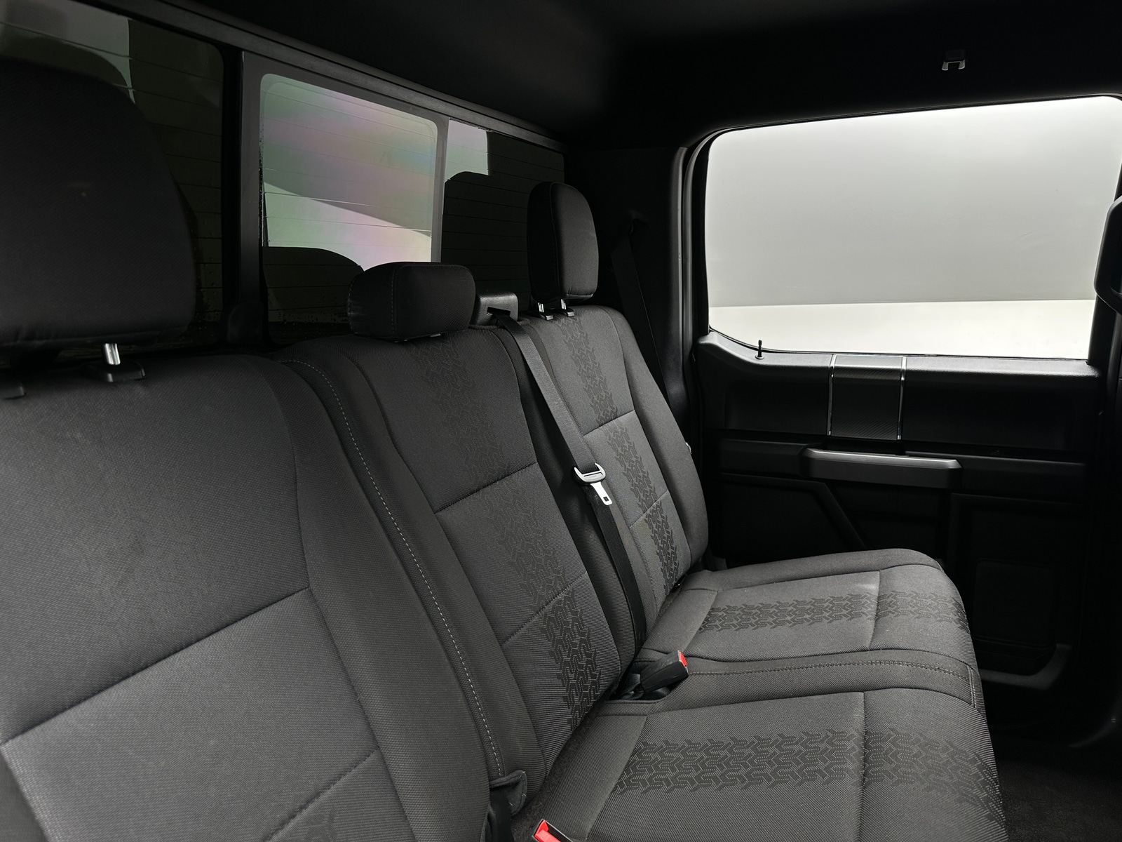 Thumbnail: 2018 Ford Econoline - 6