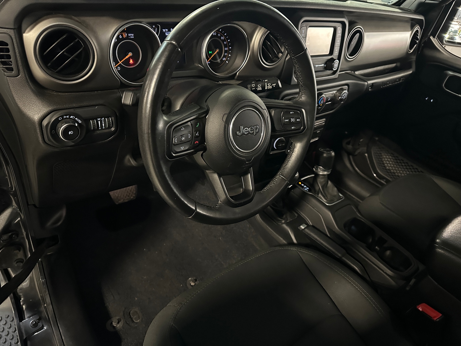 Thumbnail: 2018 Jeep Wrangler - 3