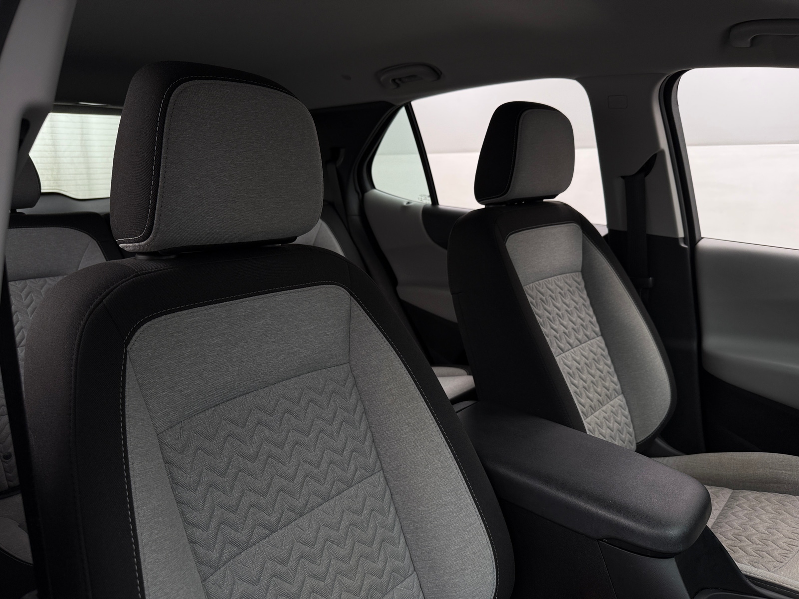 Thumbnail: 2022 Chevrolet Equinox - 2