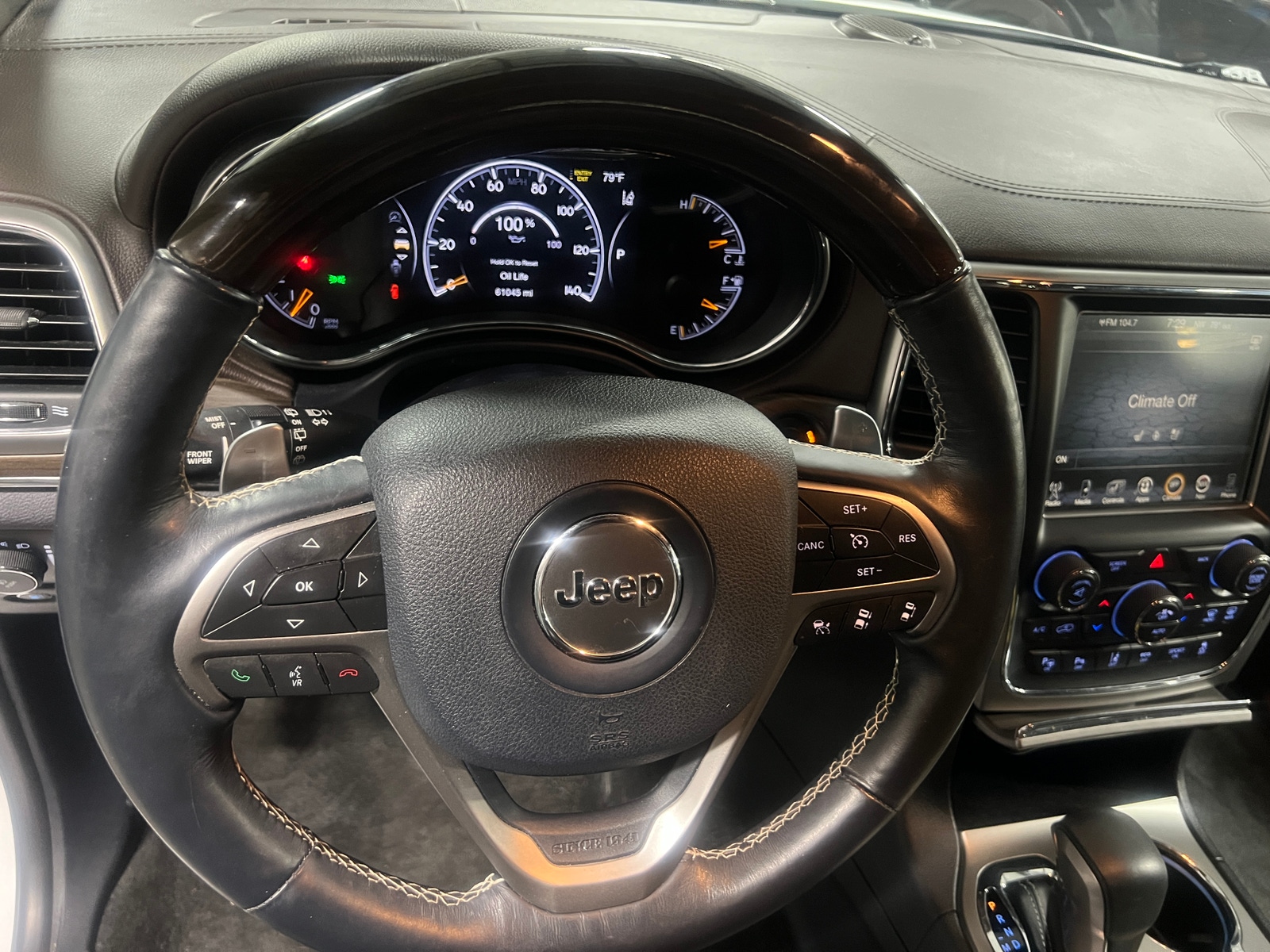 Thumbnail: 2017 Jeep Grand Cherokee - 4