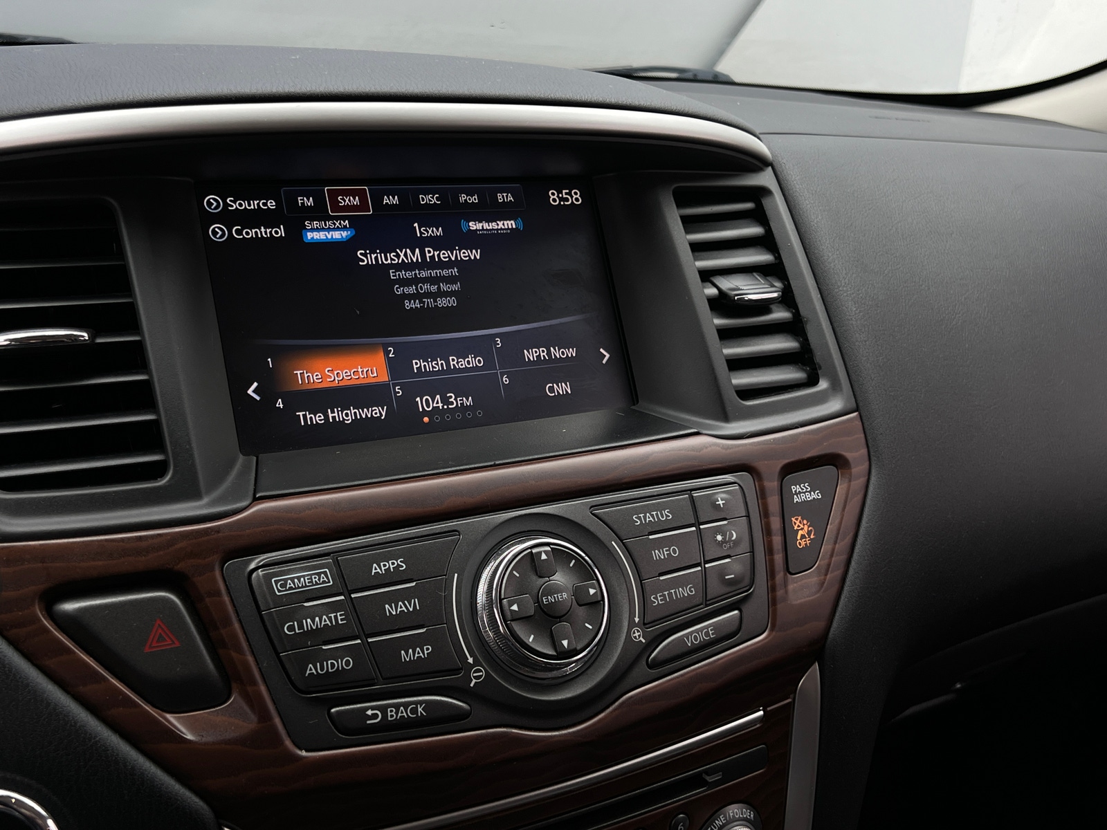 Thumbnail: 2017 Nissan Pathfinder - 3