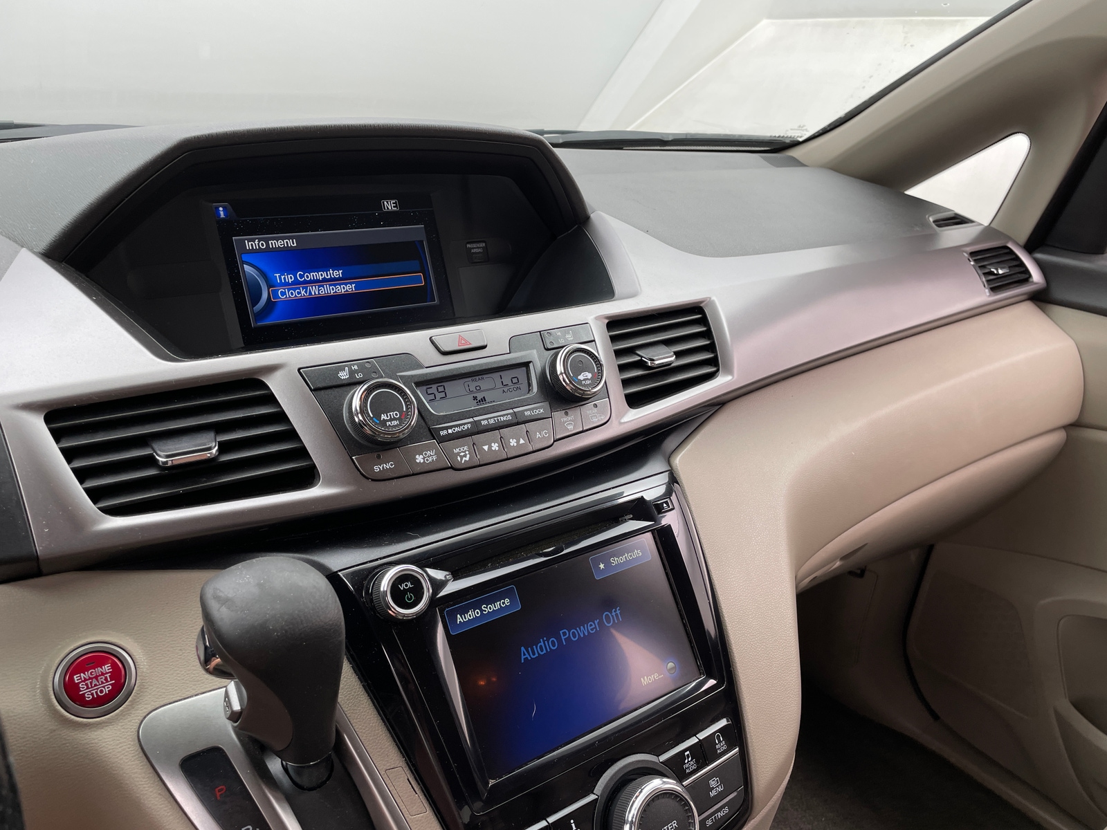 Thumbnail: 2015 Honda Odyssey - 3