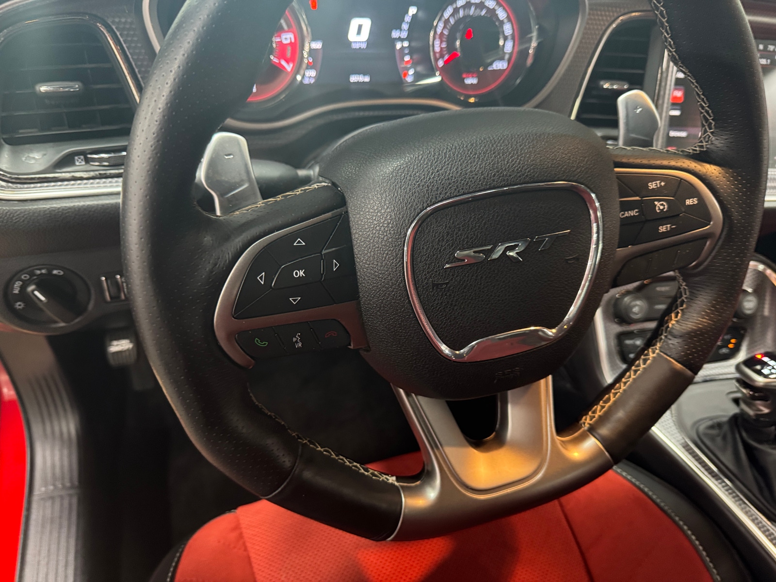 Thumbnail: 2015 Dodge Challenger - 3