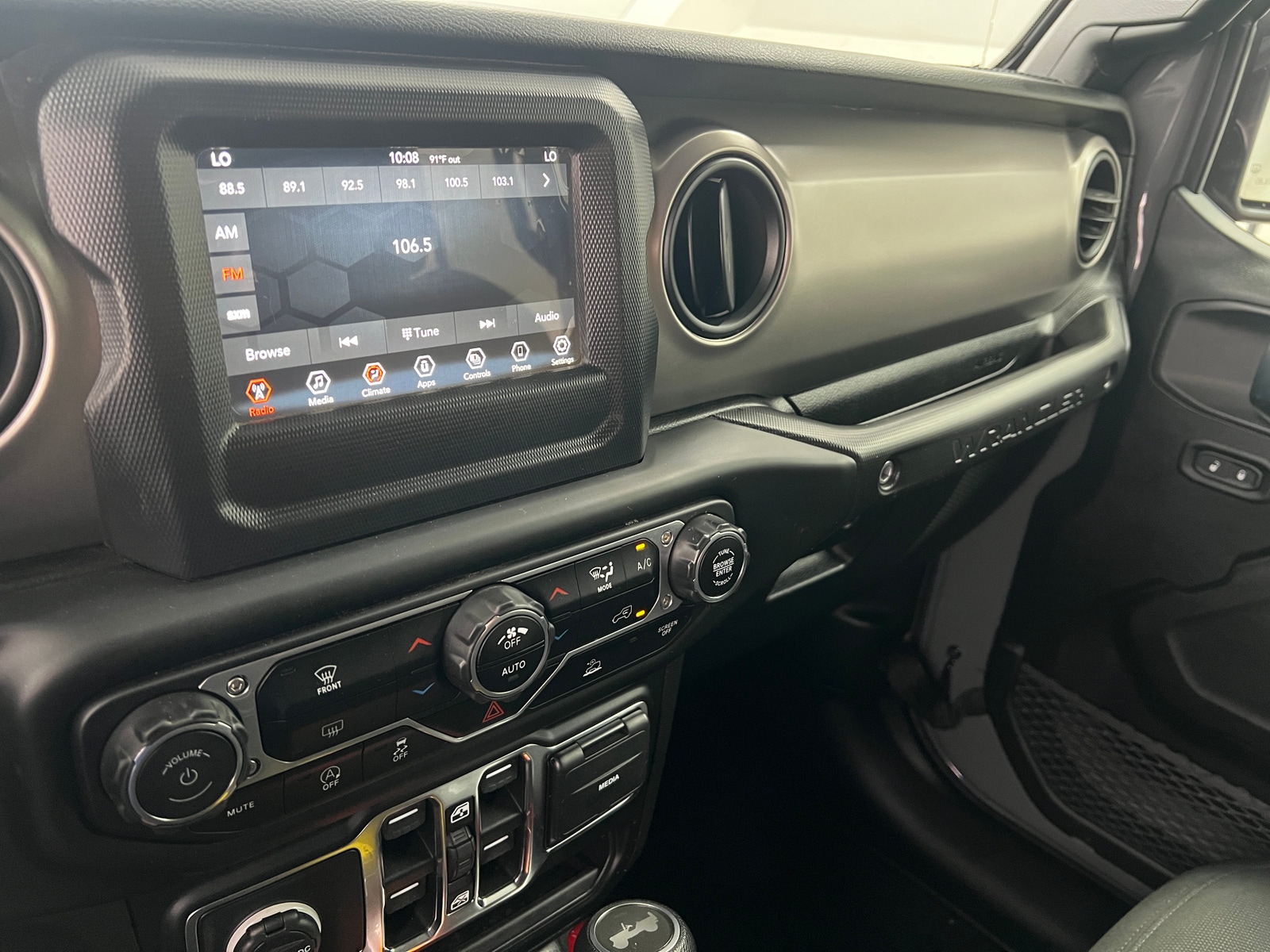 Thumbnail: 2021 Jeep Wrangler - 4