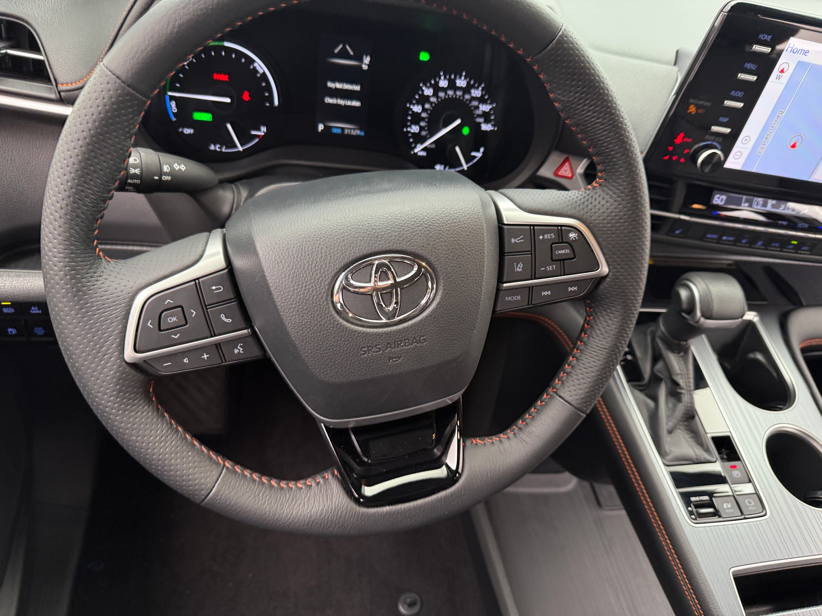 Thumbnail: 2021 Toyota Sienna - 4