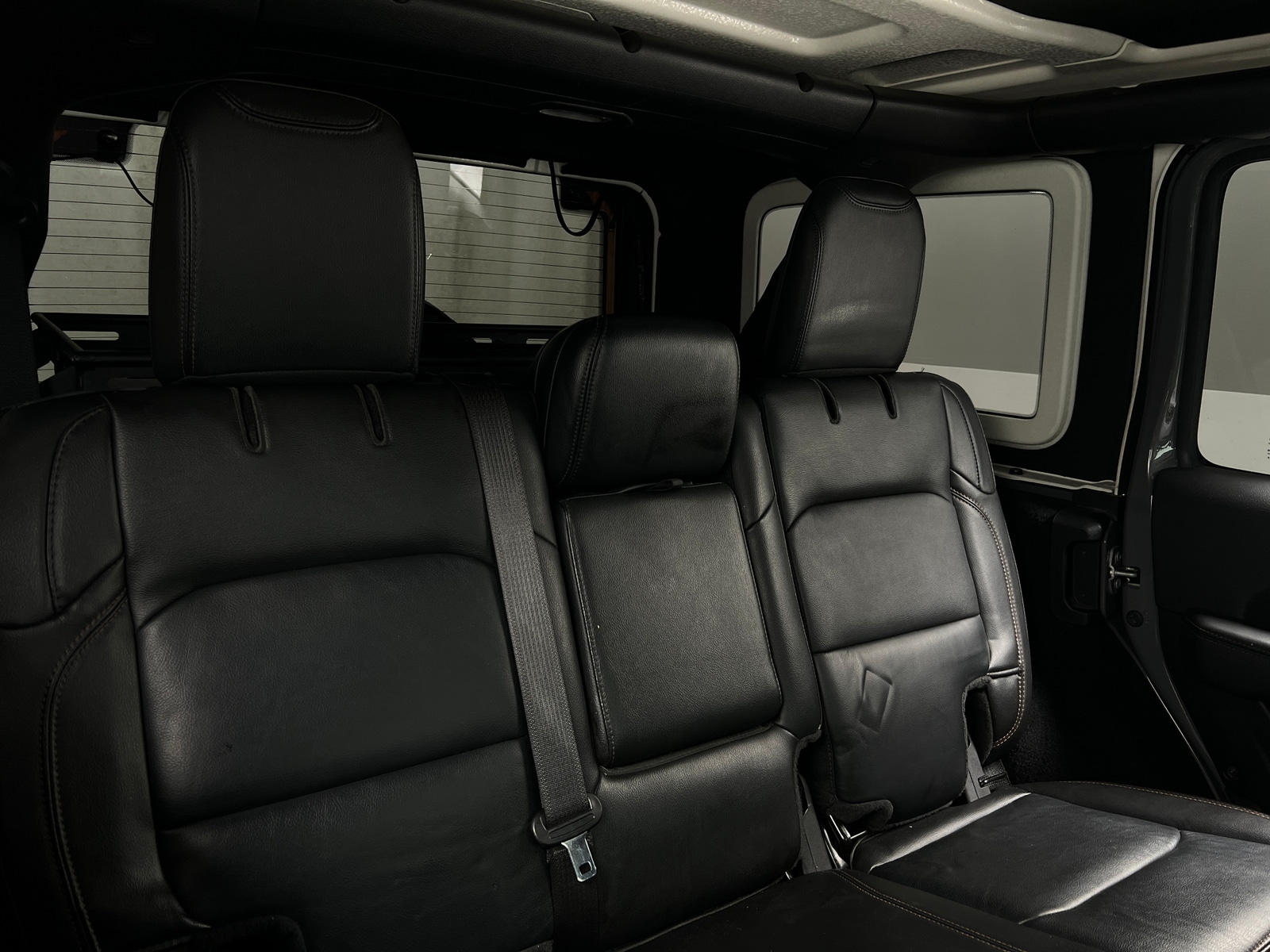 Thumbnail: 2022 Jeep Wrangler - 5