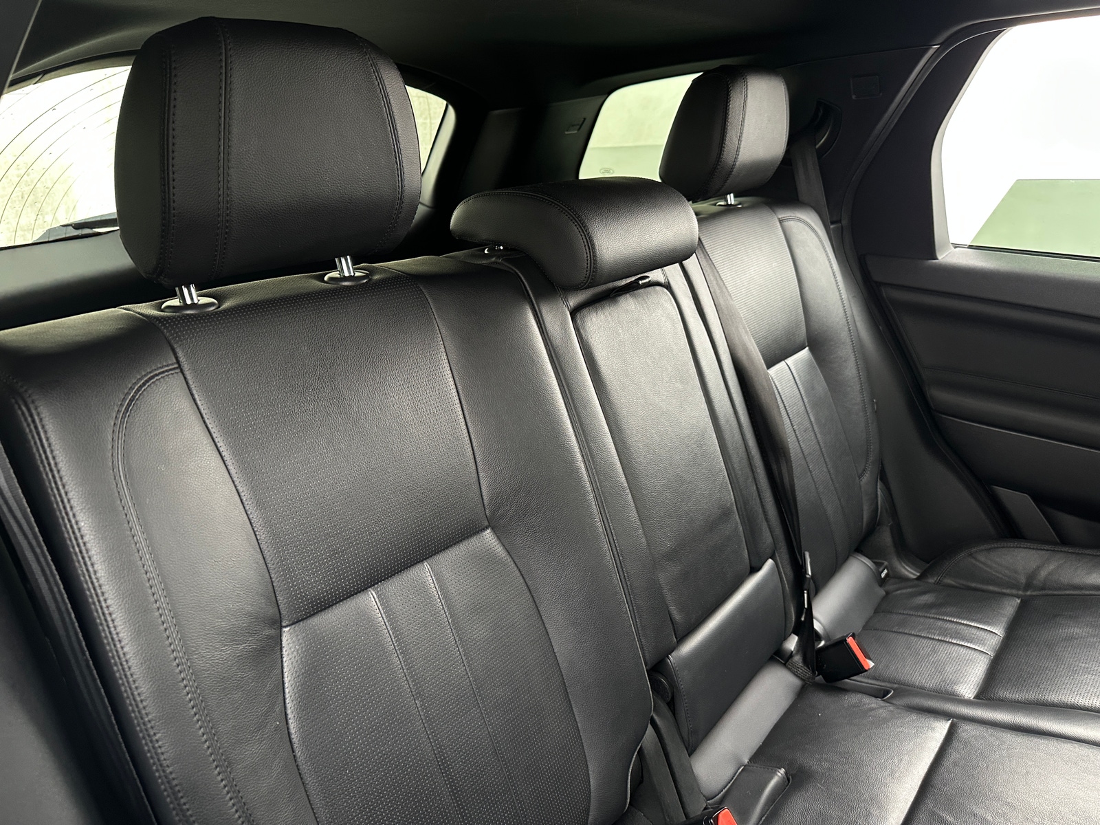 Thumbnail: 2019 Land Rover Discovery Sport - 5