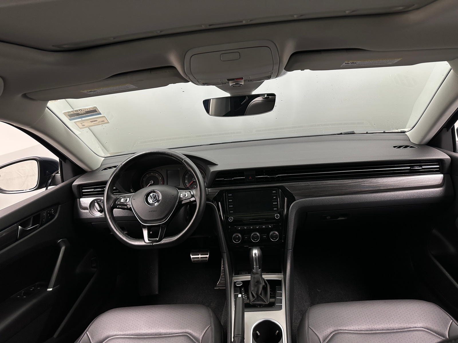 Thumbnail: 2020 Volkswagen Passat - 2