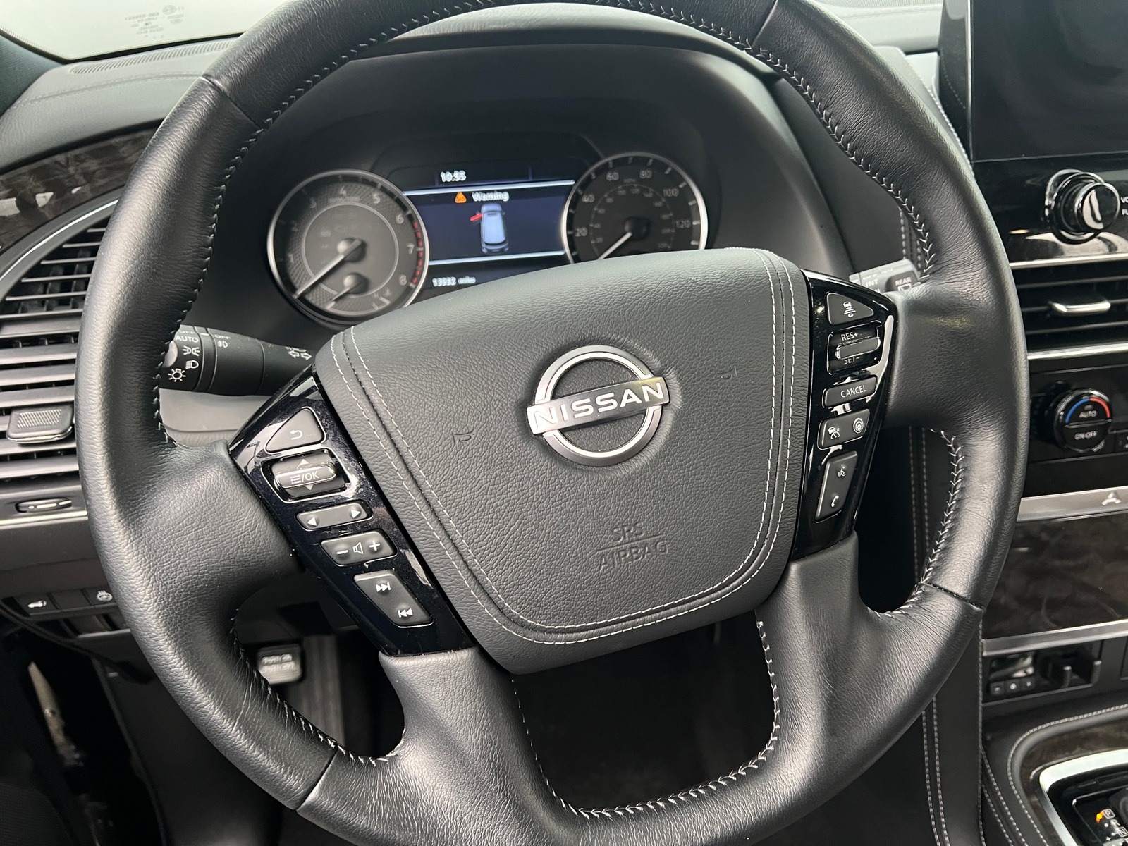 Thumbnail: 2024 Nissan Armada - 4