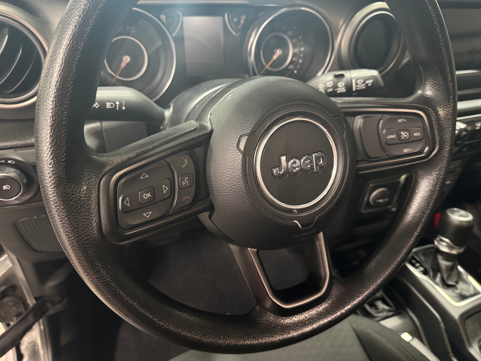 Thumbnail: 2022 Jeep Wrangler - 5