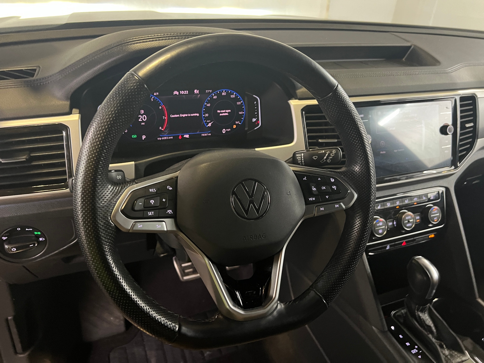 Thumbnail: 2021 Volkswagen Atlas - 4