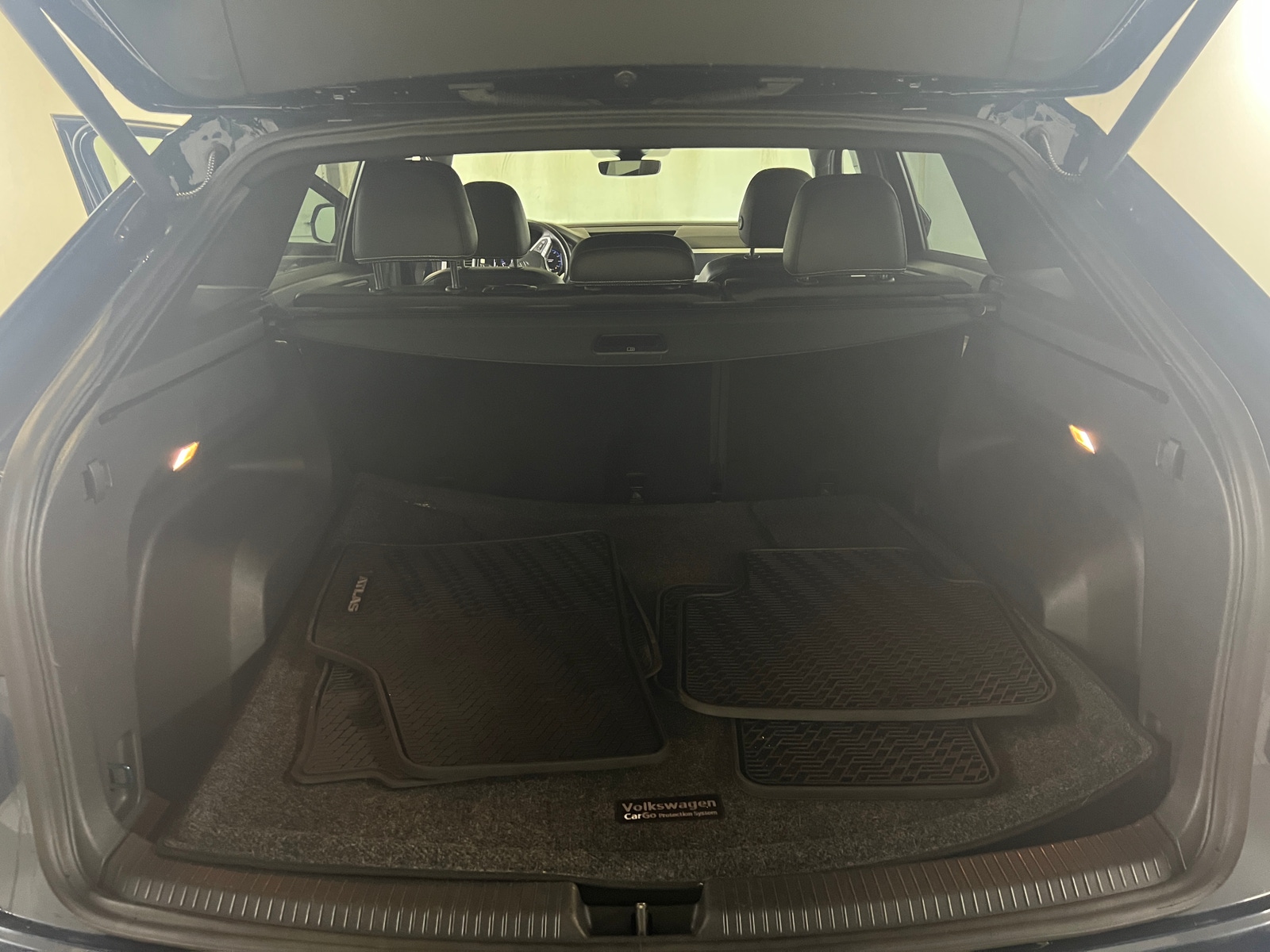 Thumbnail: 2021 Volkswagen Atlas - 6
