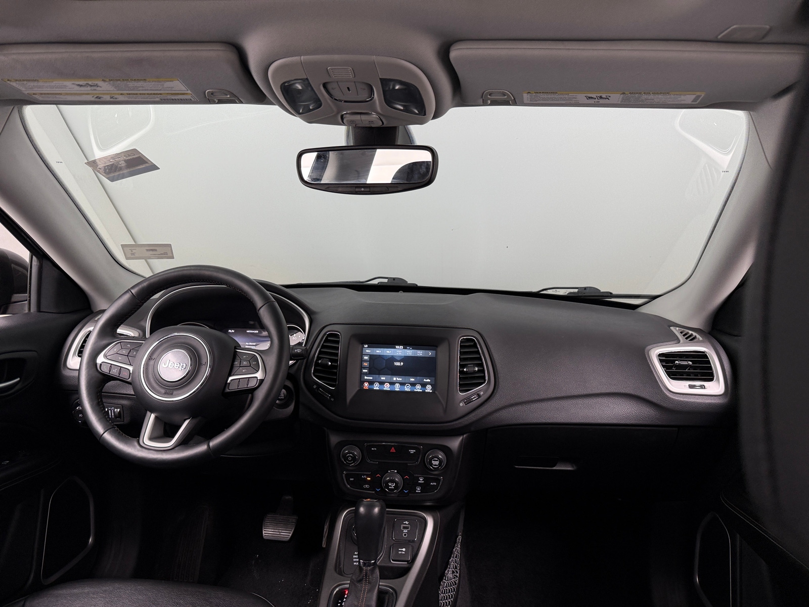 Thumbnail: 2018 Jeep Compass - 3