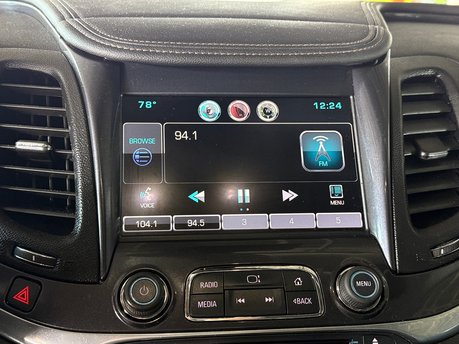 Thumbnail: 2015 Chevrolet Impala - 4