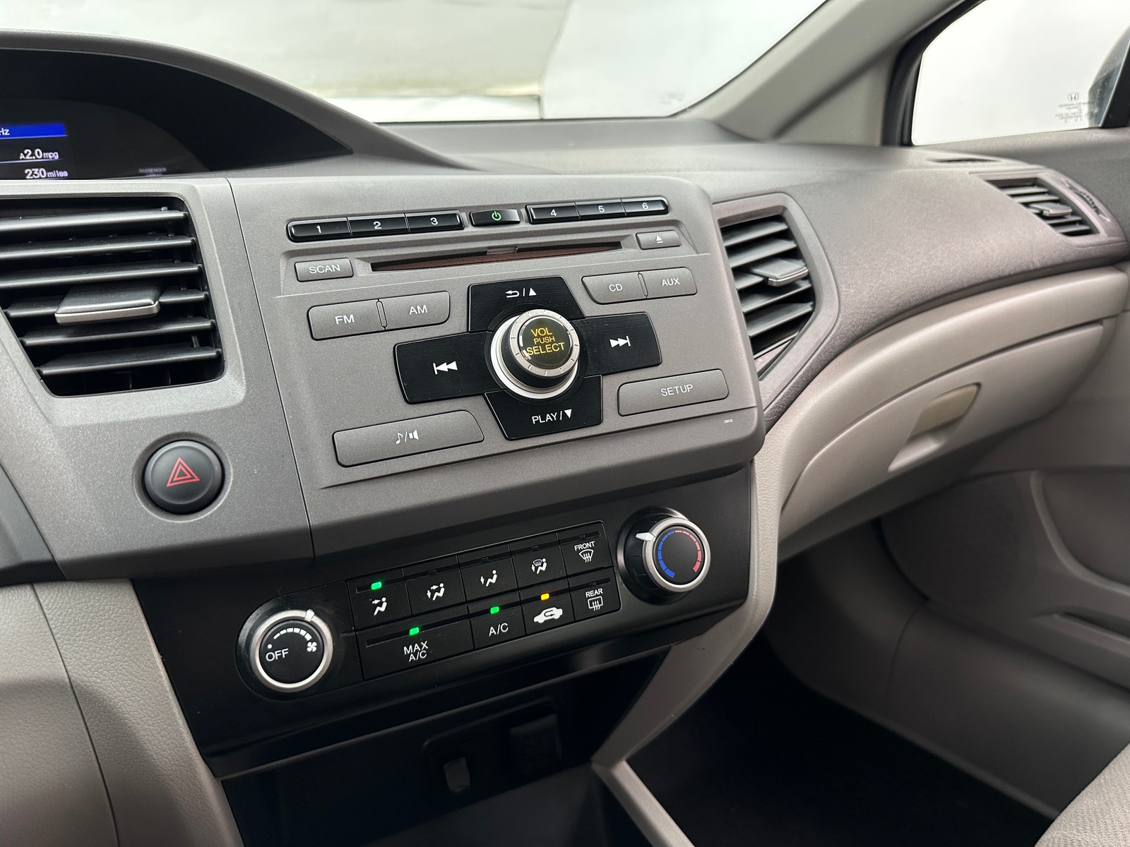 Thumbnail: 2012 Honda Civic - 4
