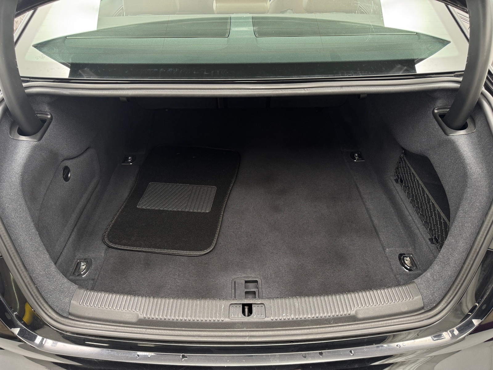 Thumbnail: 2013 Audi A6 - 6