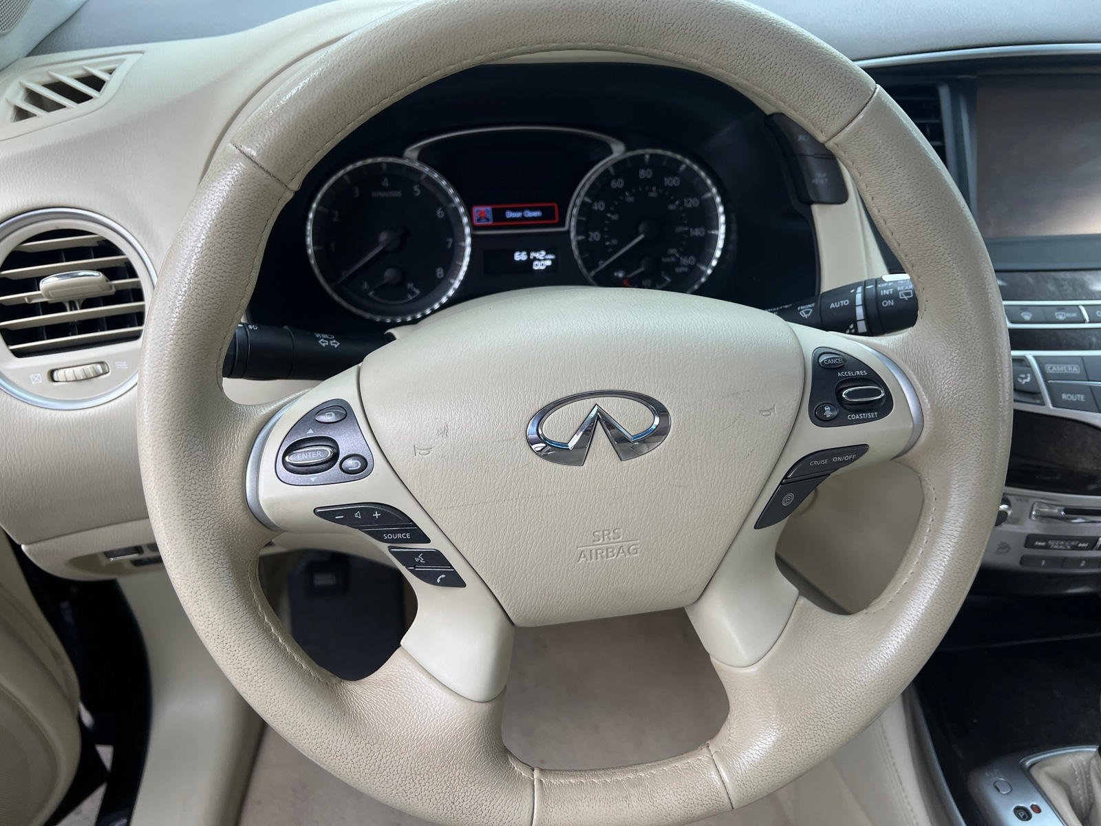 Thumbnail: 2014 INFINITI QX60 - 4