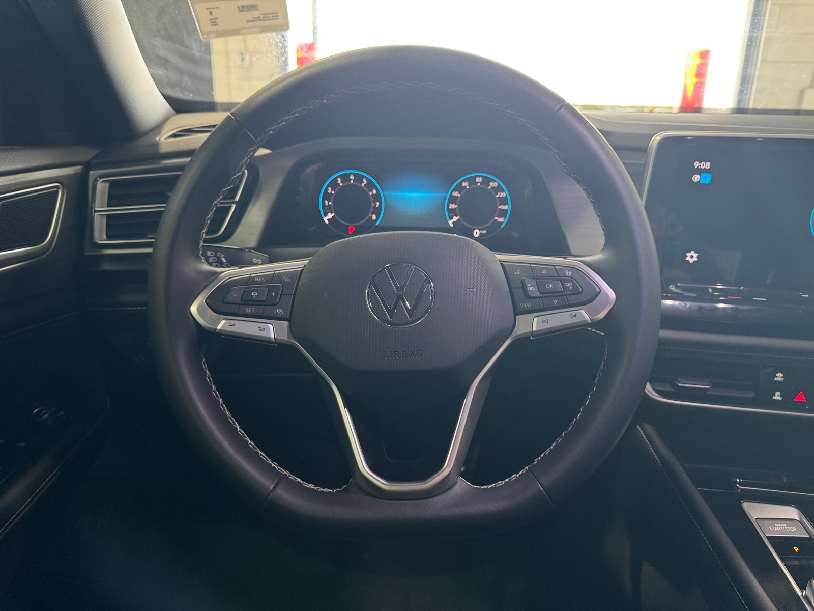 Thumbnail: 2024 Volkswagen Atlas - 4