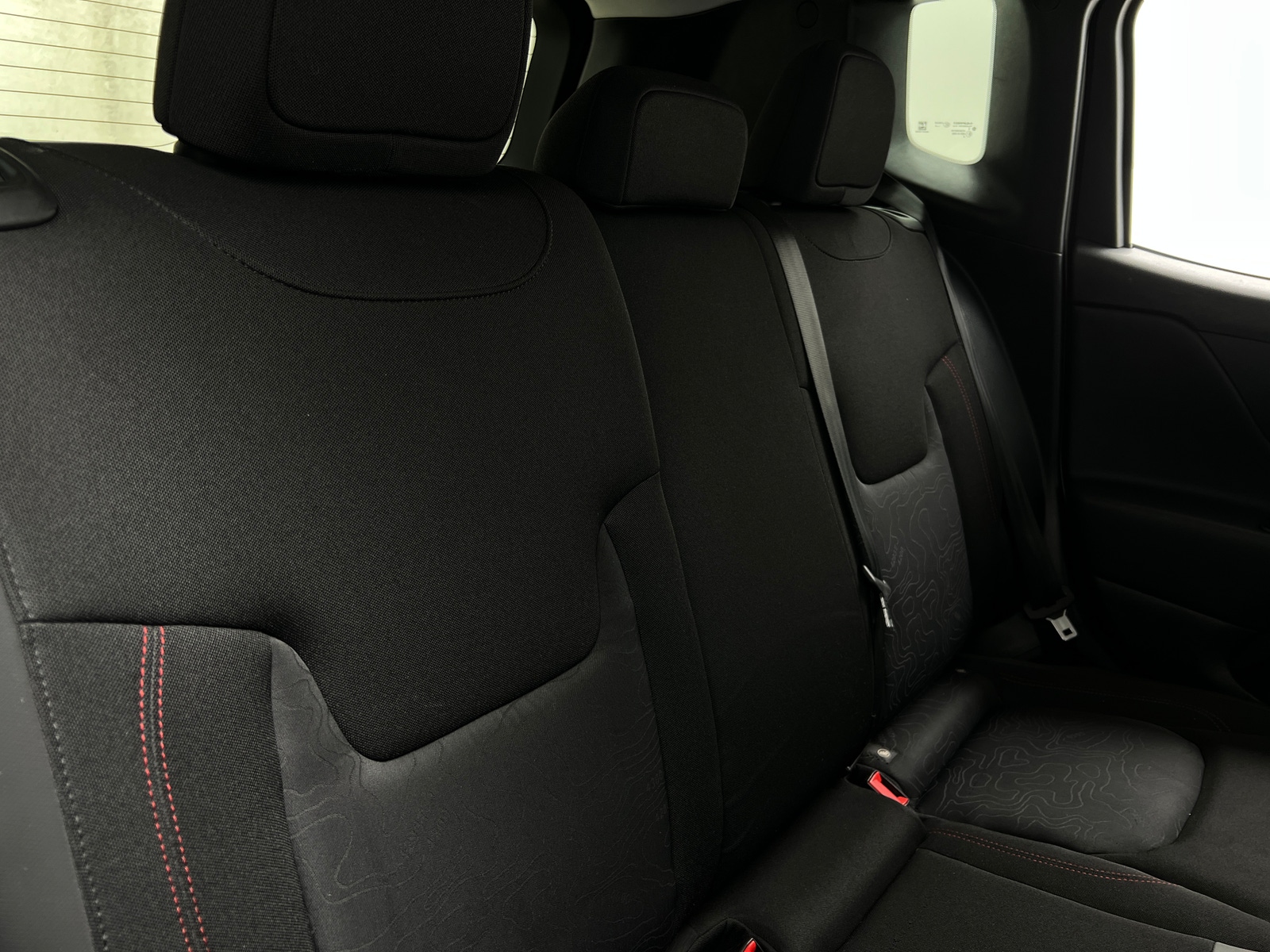 Thumbnail: 2019 Jeep Renegade - 6