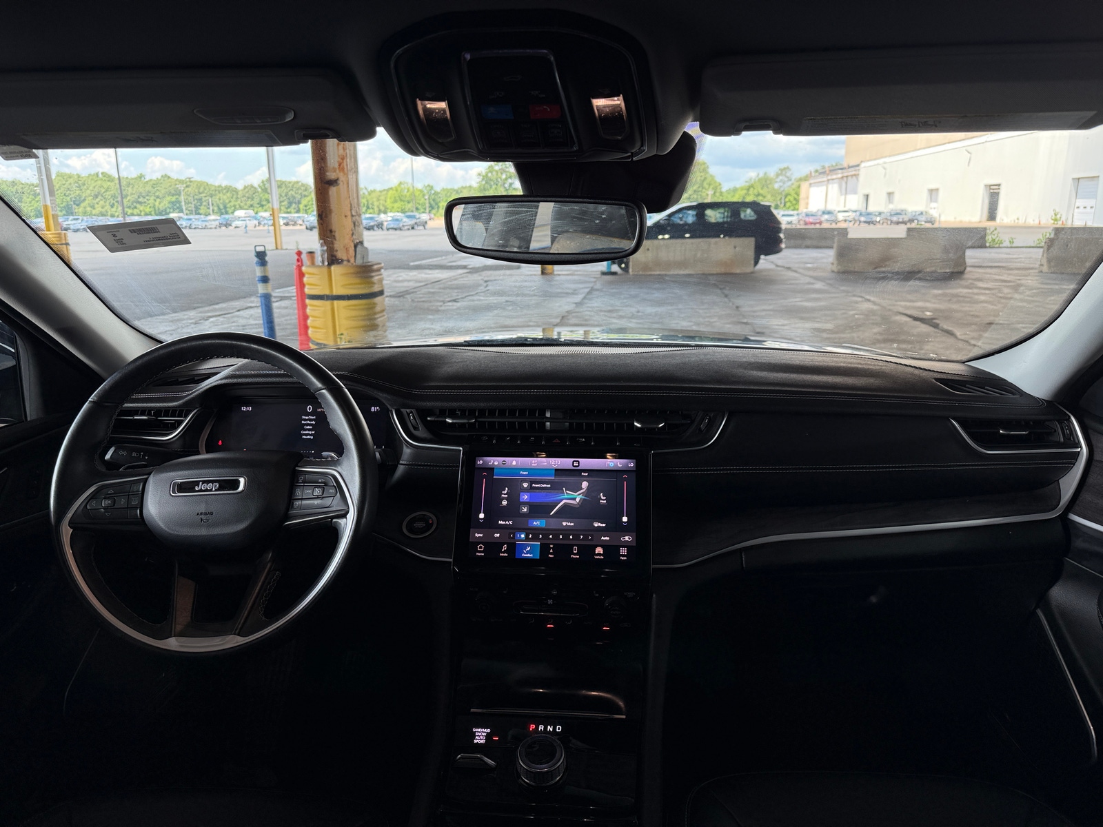 Thumbnail: 2021 Jeep Grand Cherokee L - 3