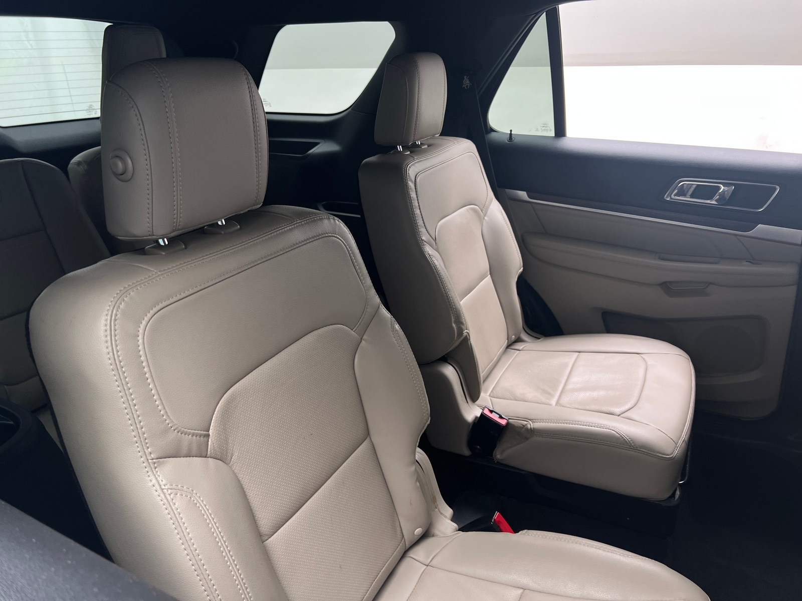 Thumbnail: 2018 Ford Explorer - 5