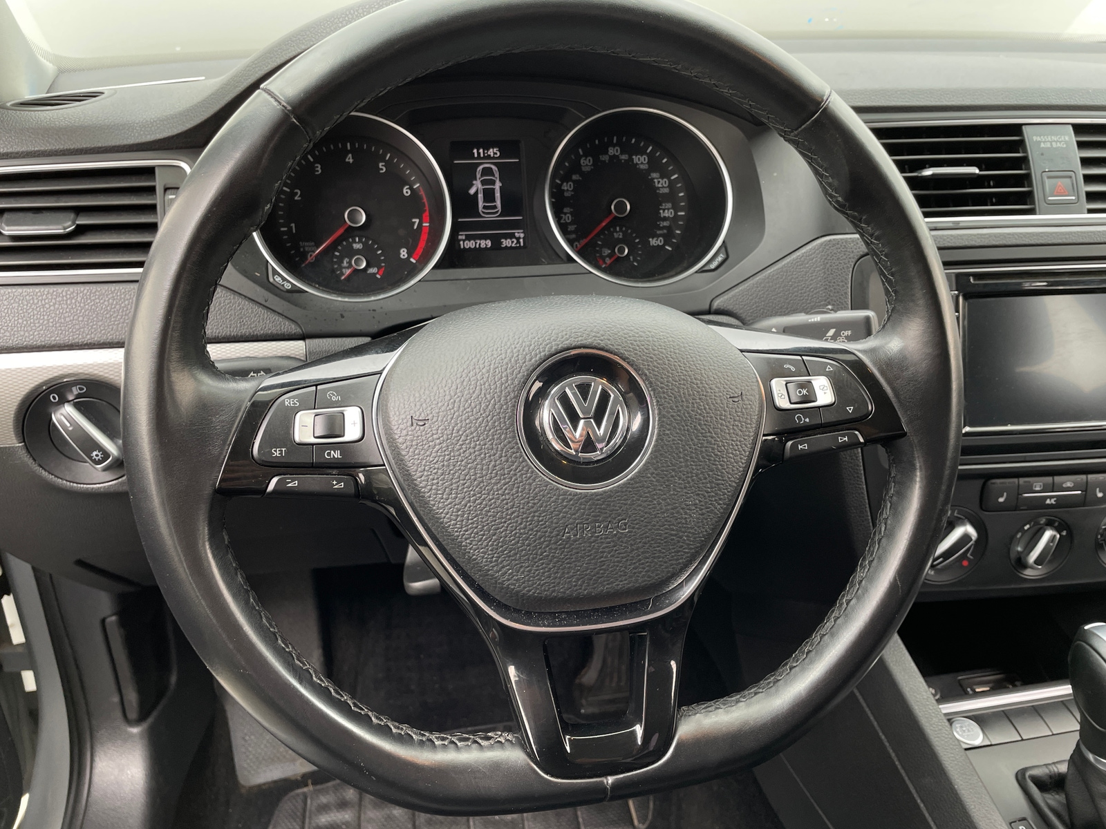 Thumbnail: 2018 Volkswagen Jetta - 4