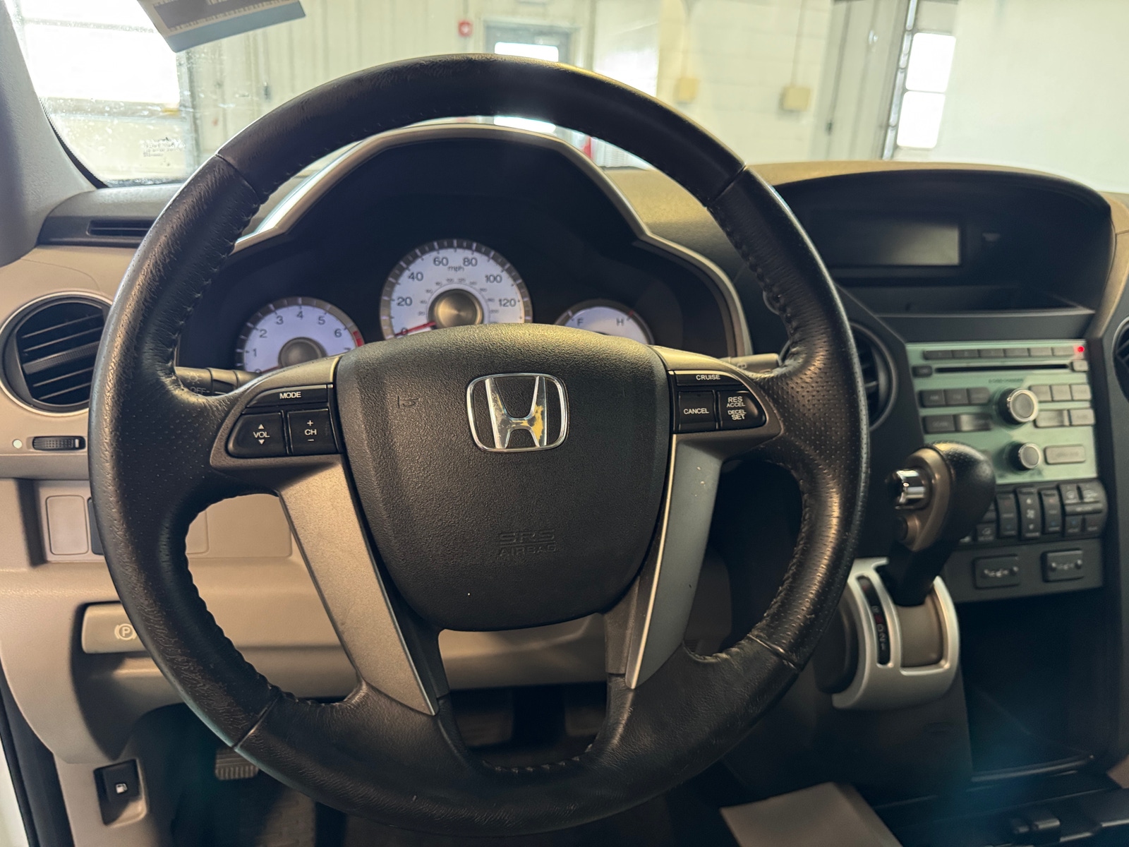 Thumbnail: 2011 Honda Pilot - 4
