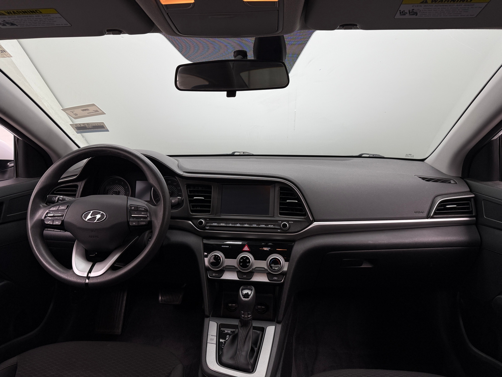 Thumbnail: 2019 Hyundai Elantra - 3