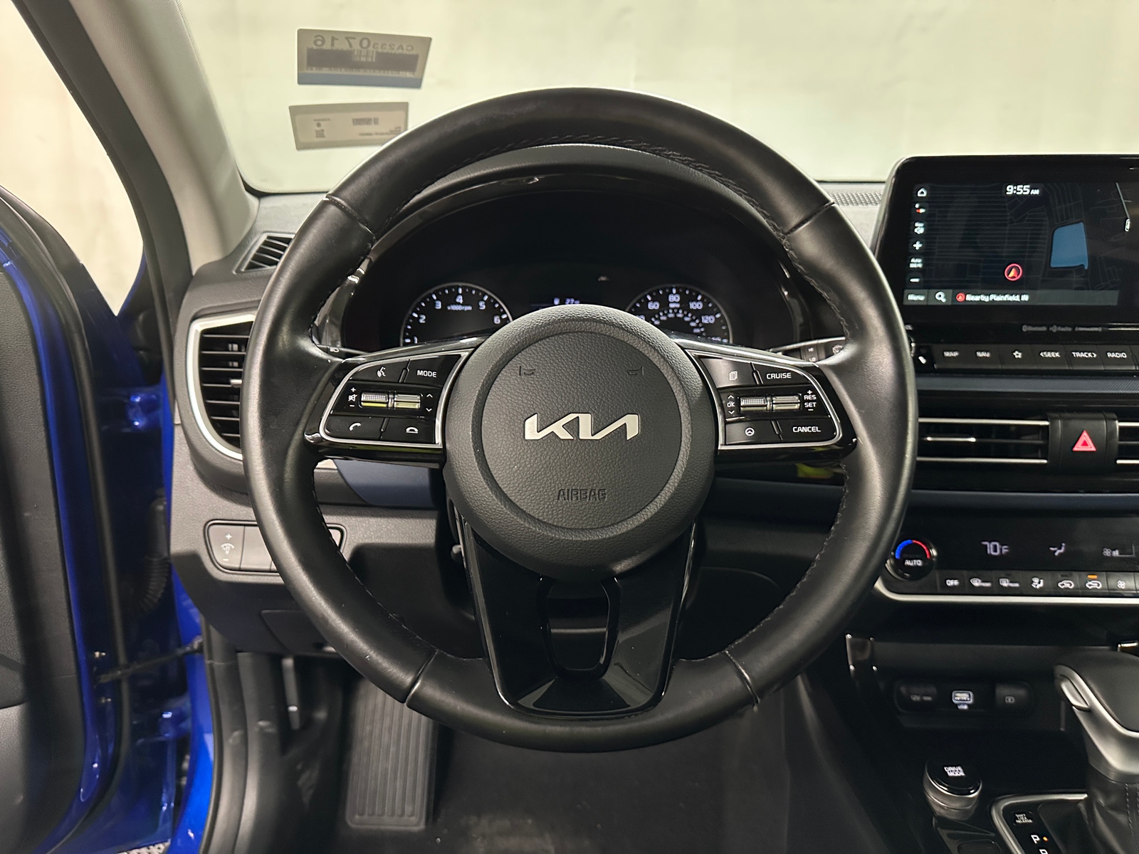 Thumbnail: 2023 Kia Seltos - 4