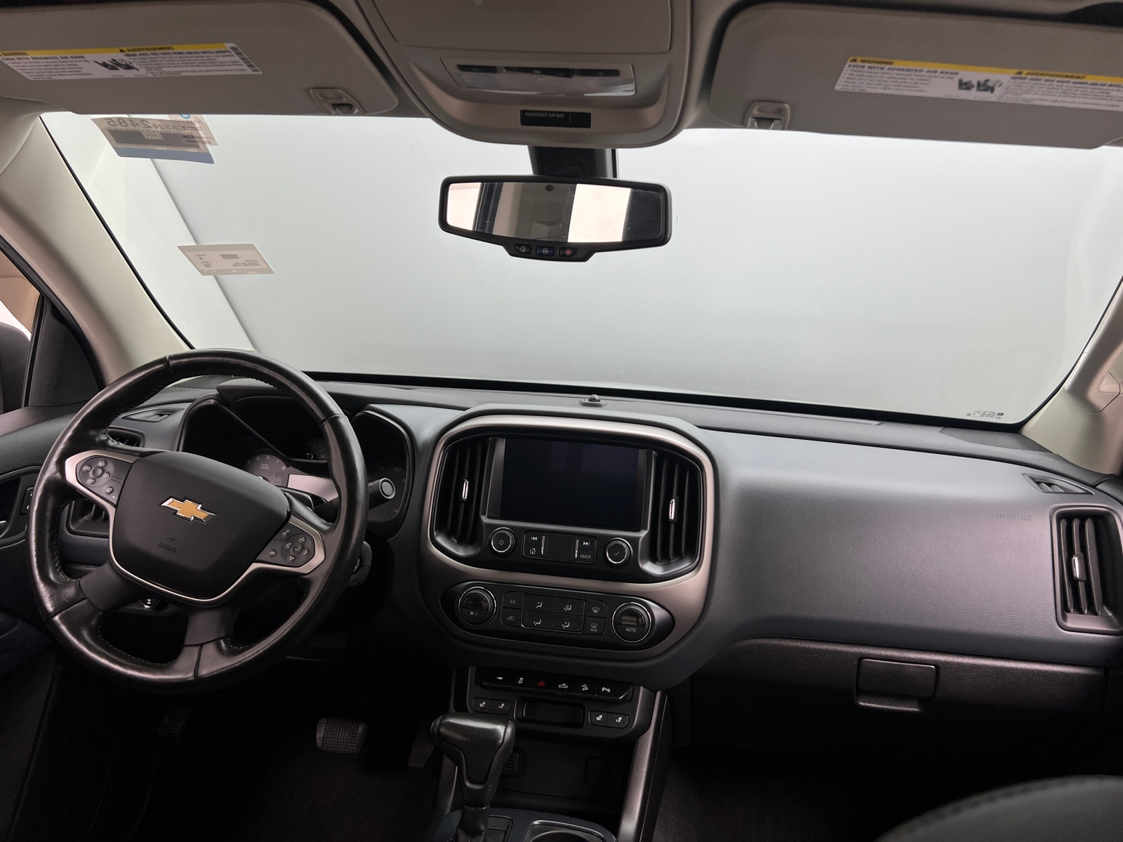 Thumbnail: 2020 Chevrolet Colorado - 3