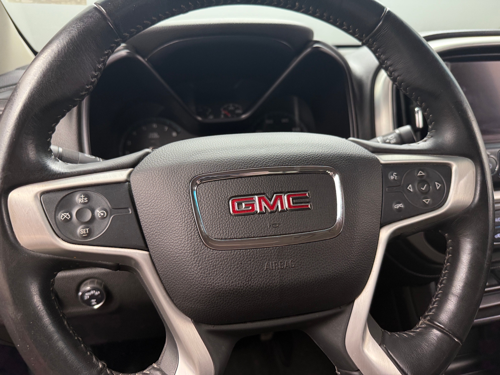 Thumbnail: 2017 GMC Canyon - 5