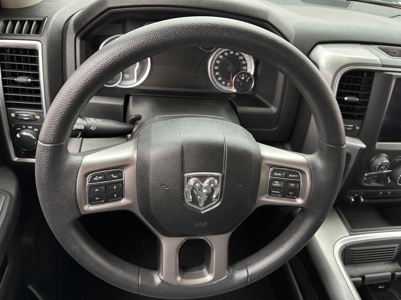 Thumbnail: 2023 RAM 1500 Classic - 5