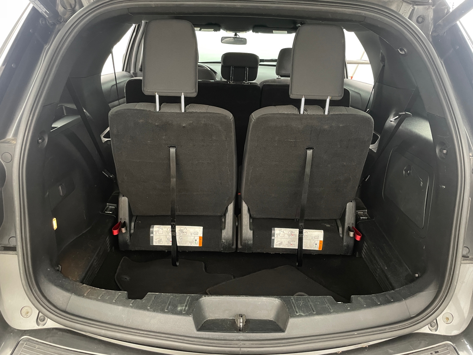 Thumbnail: 2019 Ford Explorer - 7