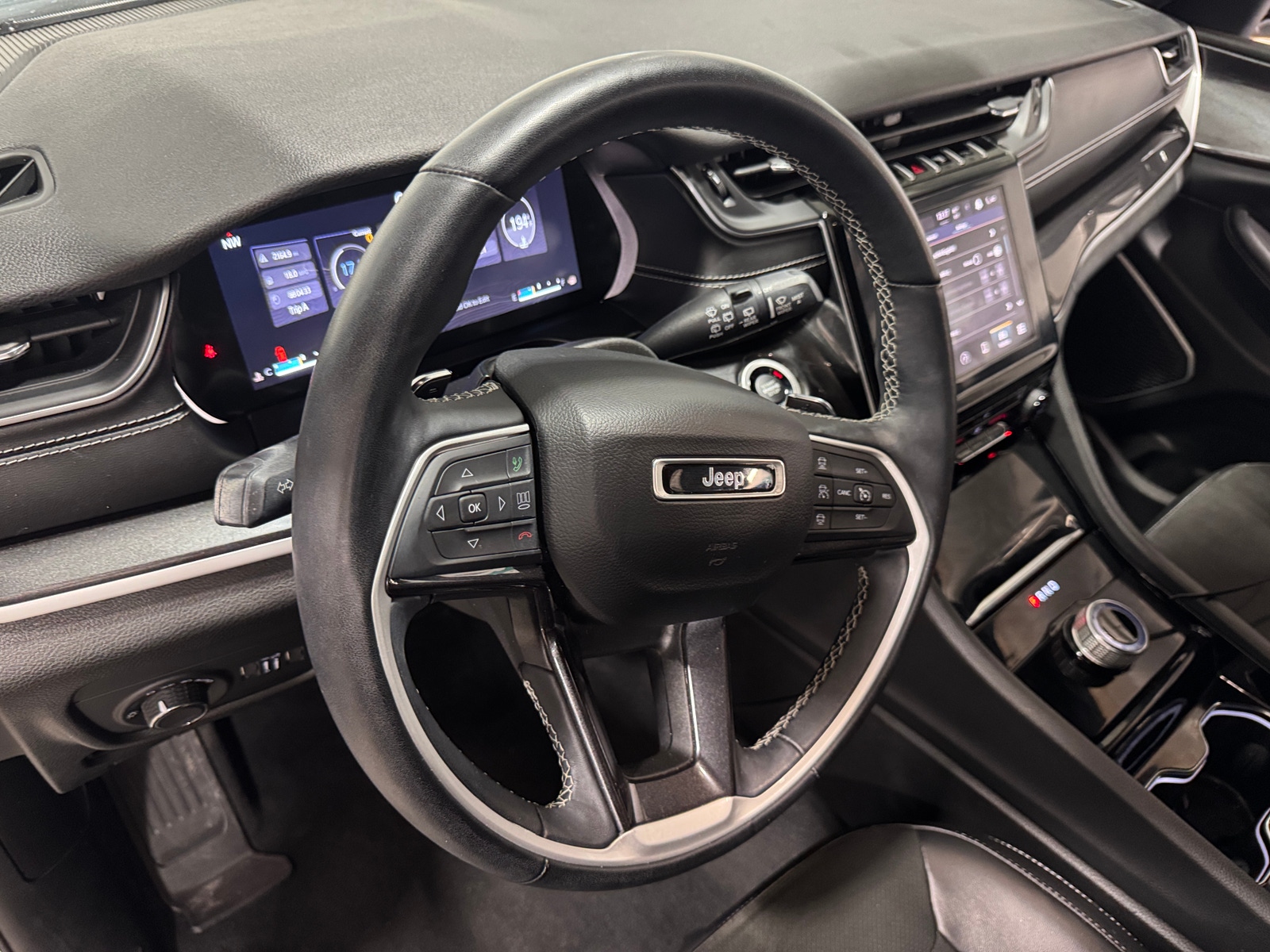 Thumbnail: 2022 Jeep Grand Cherokee - 2