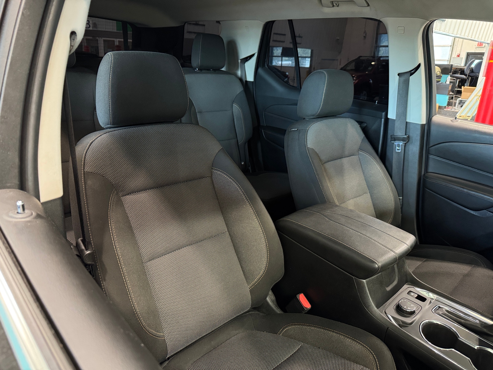 Thumbnail: 2018 Chevrolet Traverse - 2
