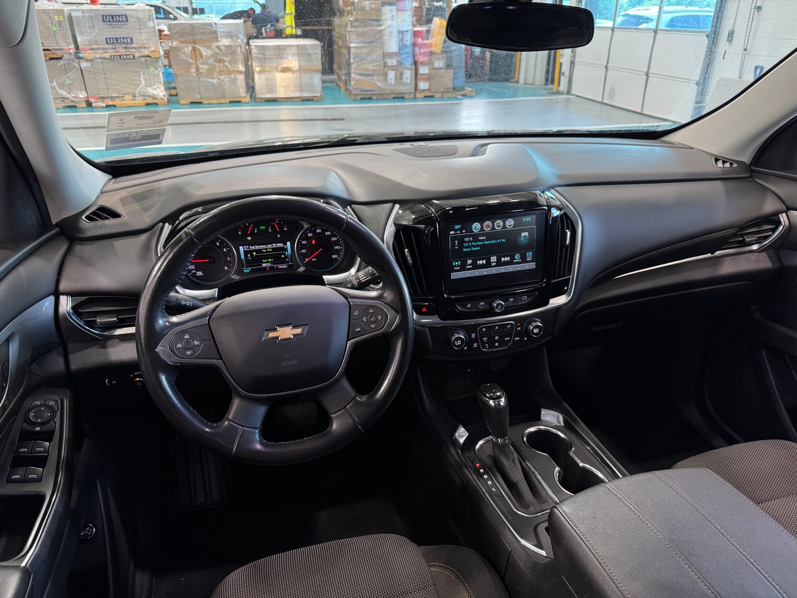 Thumbnail: 2018 Chevrolet Traverse - 3