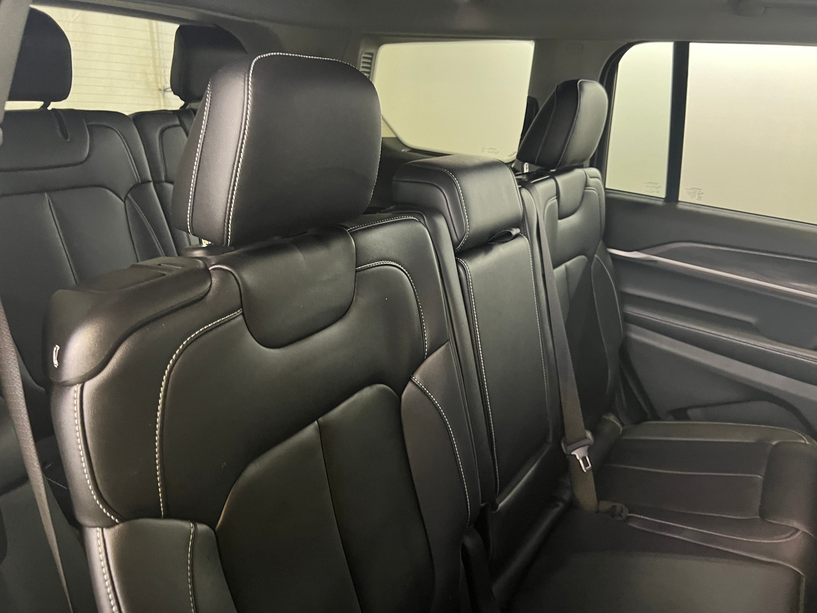 Thumbnail: 2022 Jeep Grand Cherokee L - 5