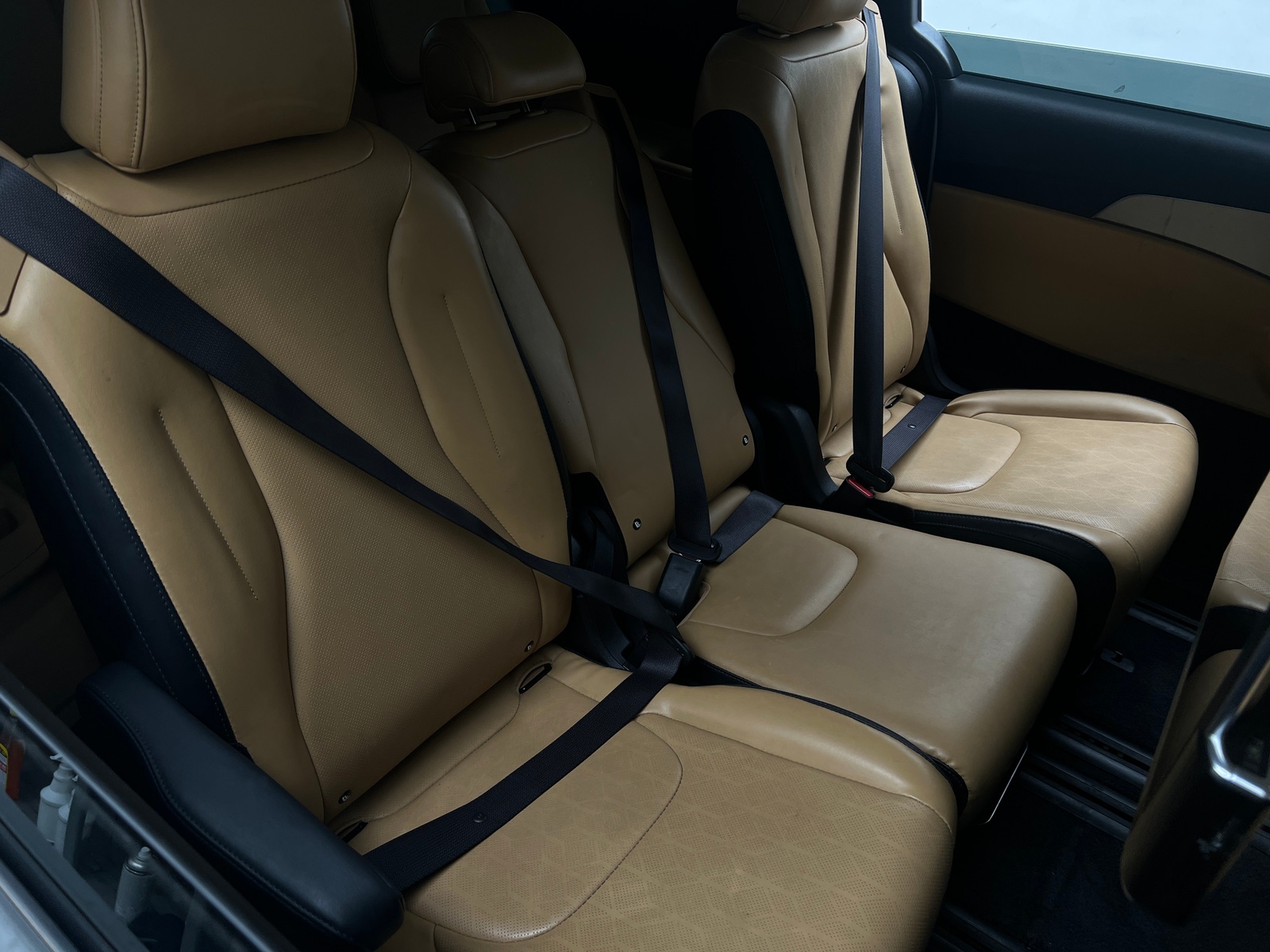 Thumbnail: 2023 Kia Carnival - 5