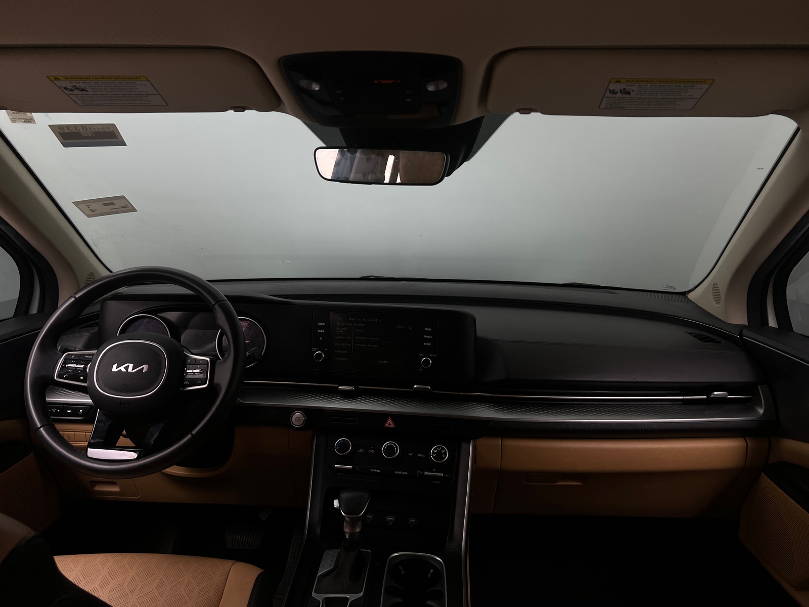 Thumbnail: 2023 Kia Carnival - 2