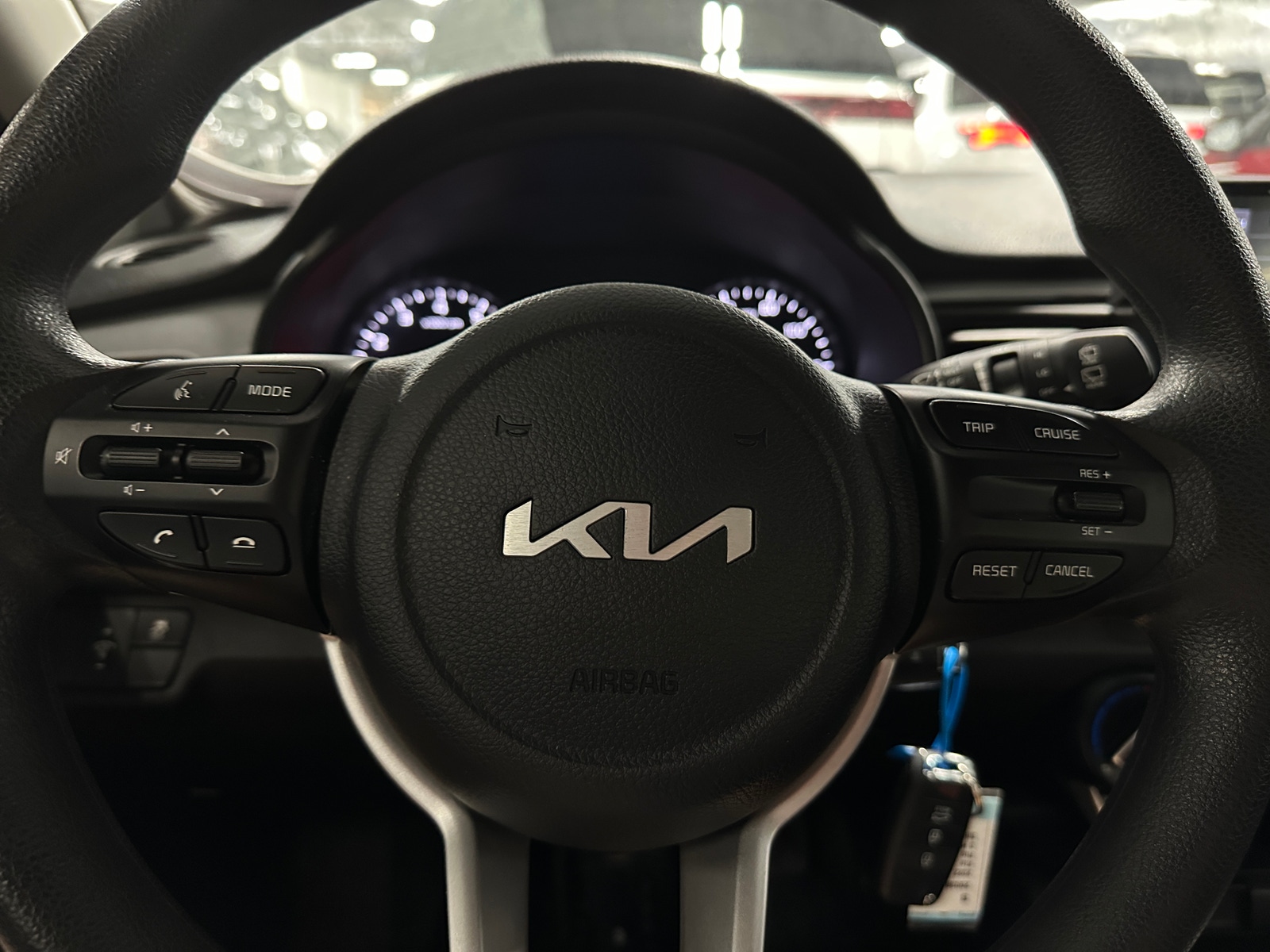 Thumbnail: 2022 Kia Rio - 5